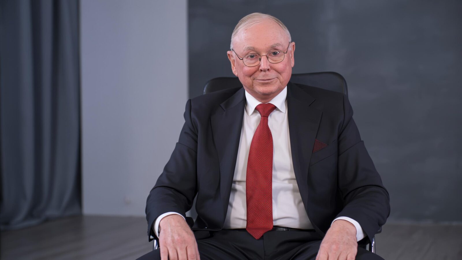 Charlie Munger's 5 Psychology Rules That Keep Smart People From Making Bad Decisions 2 Charlie Munger’s 5 Psychology Rules That Keep Smart People From Making Bad Decisions