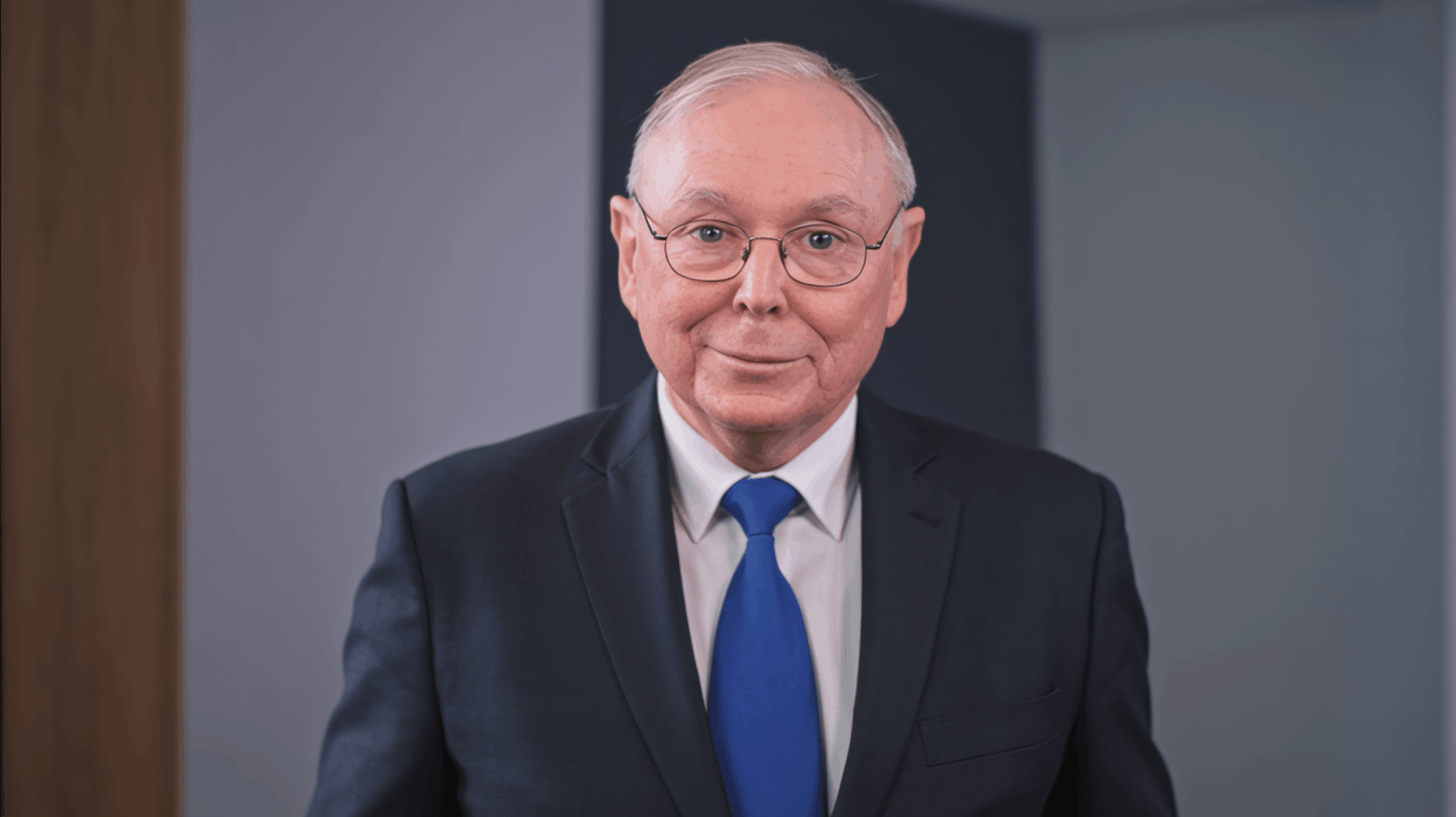 10 Stoic Habits of Highly Intelligent People According to Charlie Munger