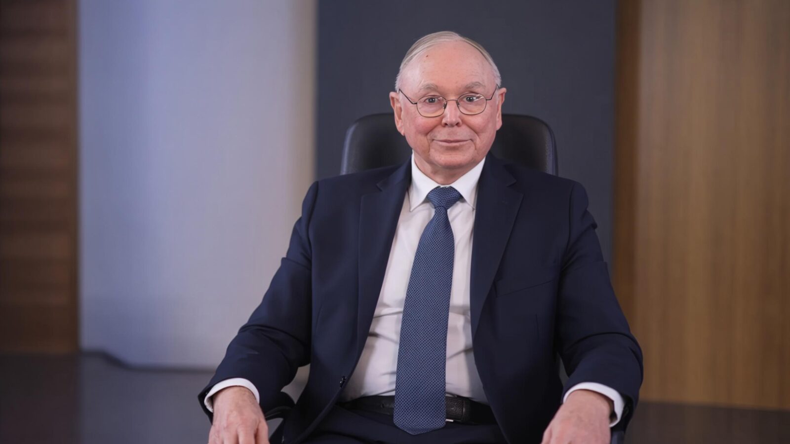 5 Strategies Smart People Use to Multiply Their Wealth, According of Charlie Munger 2 5 Strategies Smart People Use to Multiply Their Wealth, According of Charlie Munger