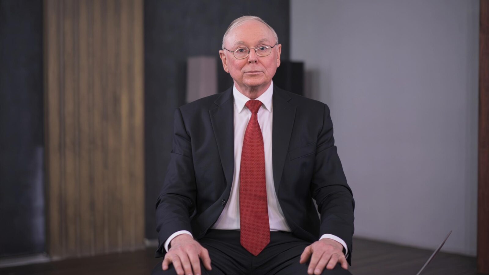 10 Bad Mental Habits That Make People Lose Respect For You, According to Charlie Munger