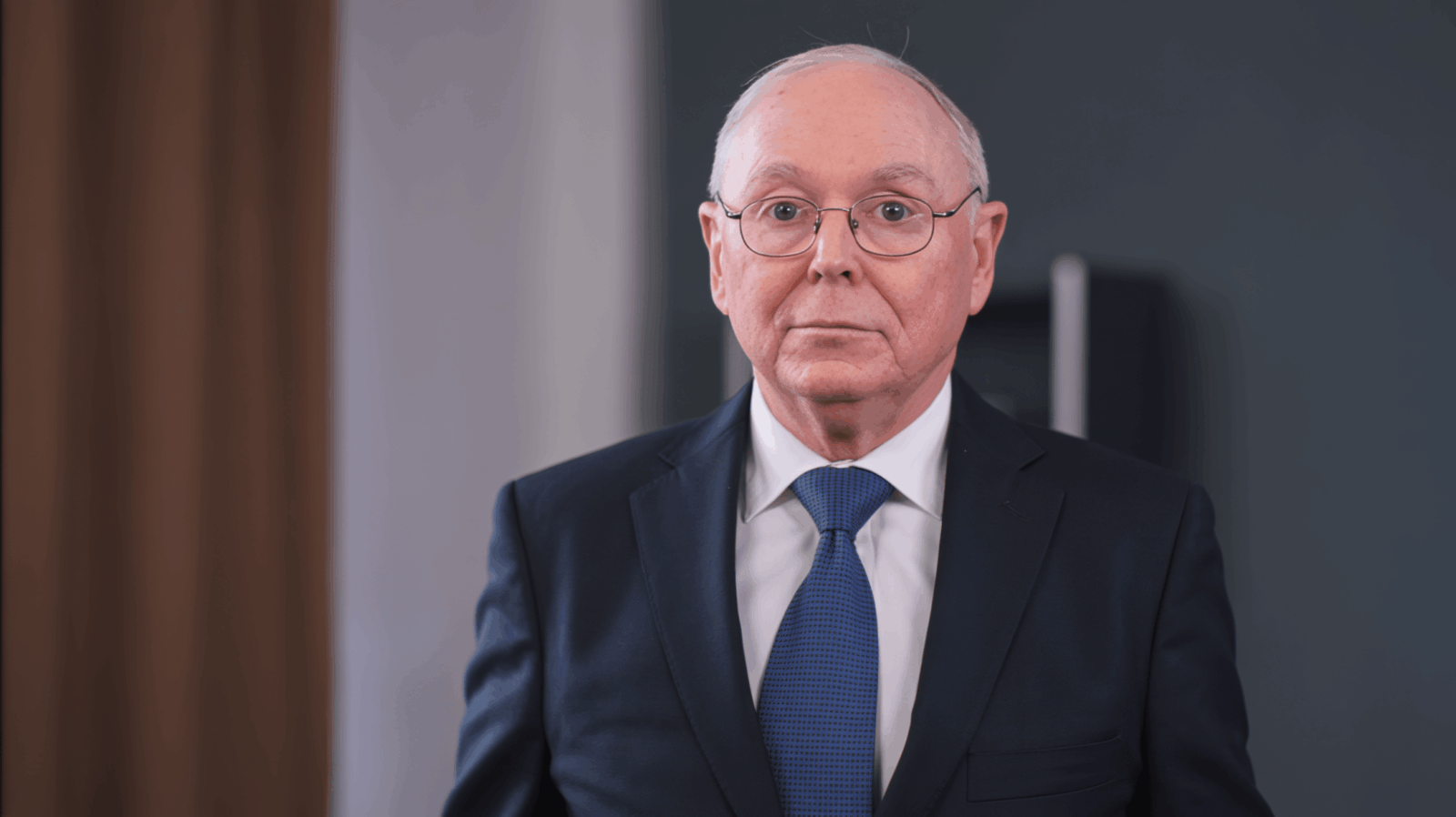 7 Things Highly Successful Men Do Every Day, According to Charlie Munger
