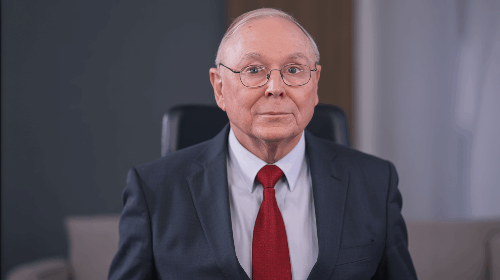 5 Sacrifices Charlie Munger Made to Become Wealthy