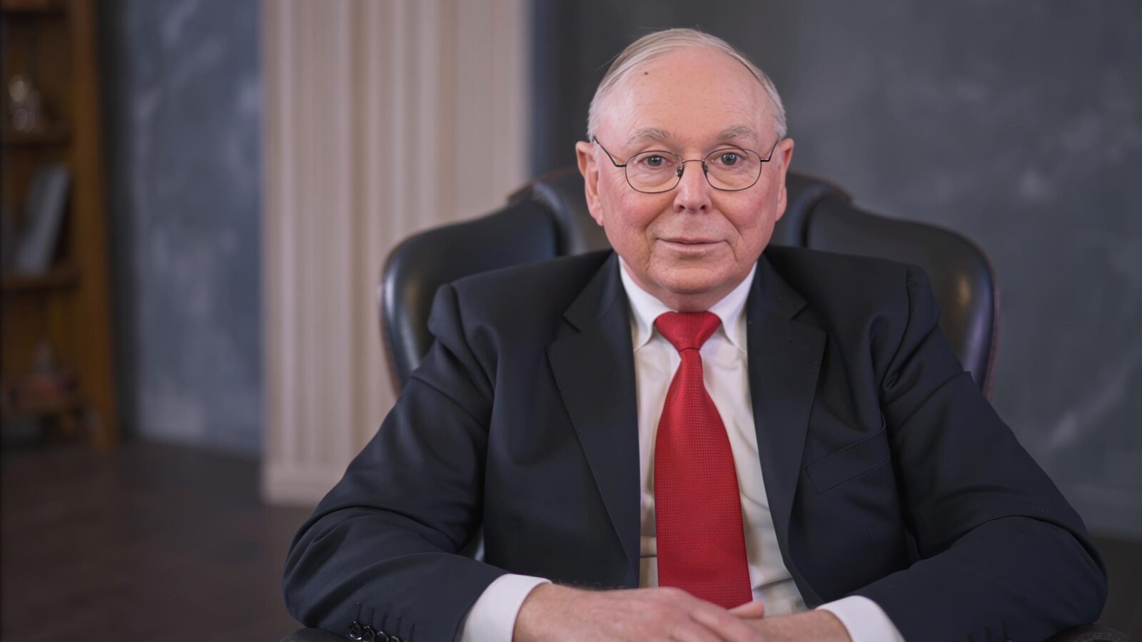 Charlie Munger Advice: If You Want to Be Happy as You Get Older, Say Goodbye to These 5 Behaviors