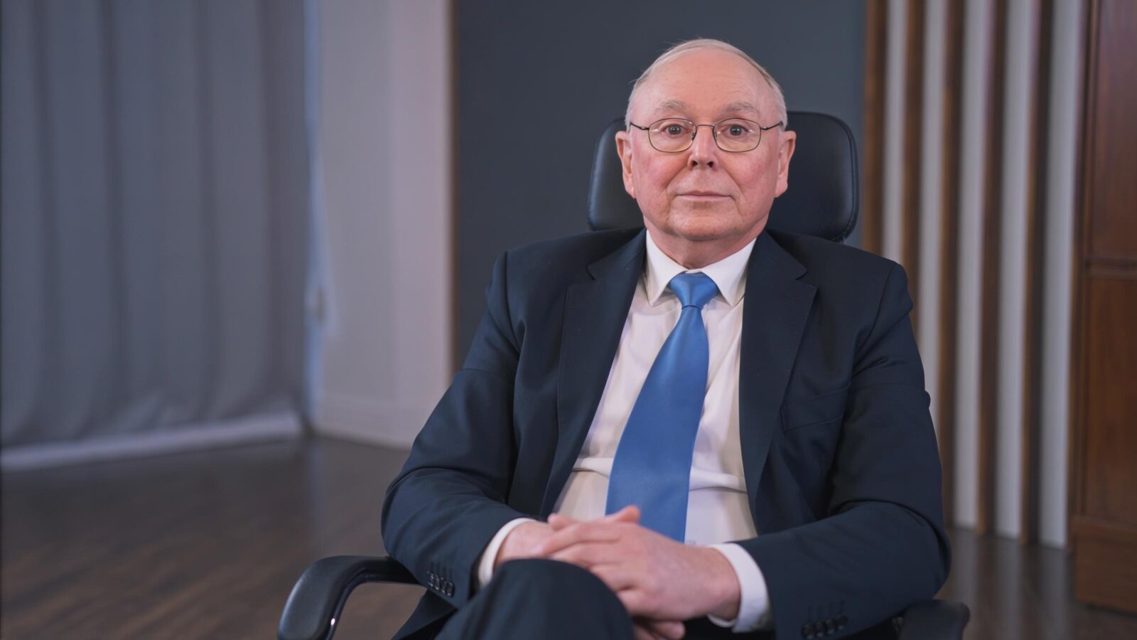 7 Ways to be Miserable for the Rest of Your Life, According to Charlie Munger