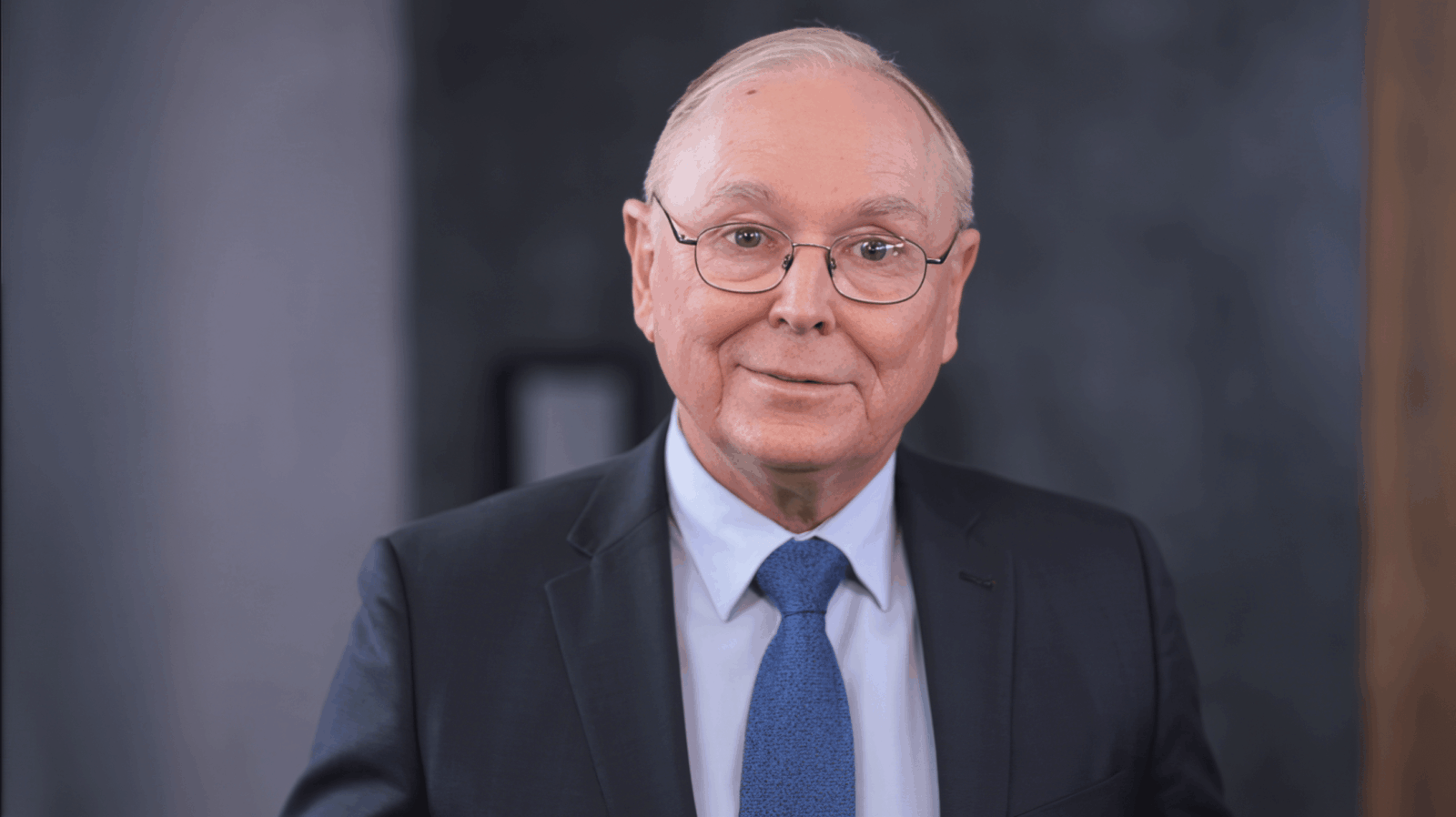 People Who Are Lazy and Unproductive in Life Often Display These 5 Behaviors, According to Charlie Munger
