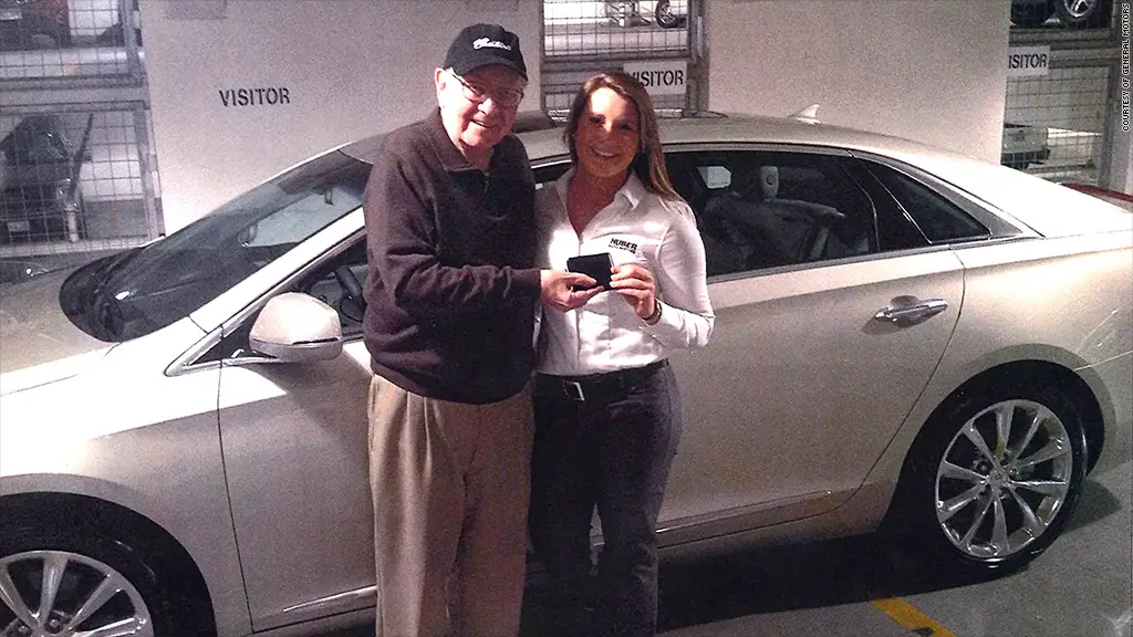 Current Warren Buffett Car 2026: What Car Does This Billionaire Own?