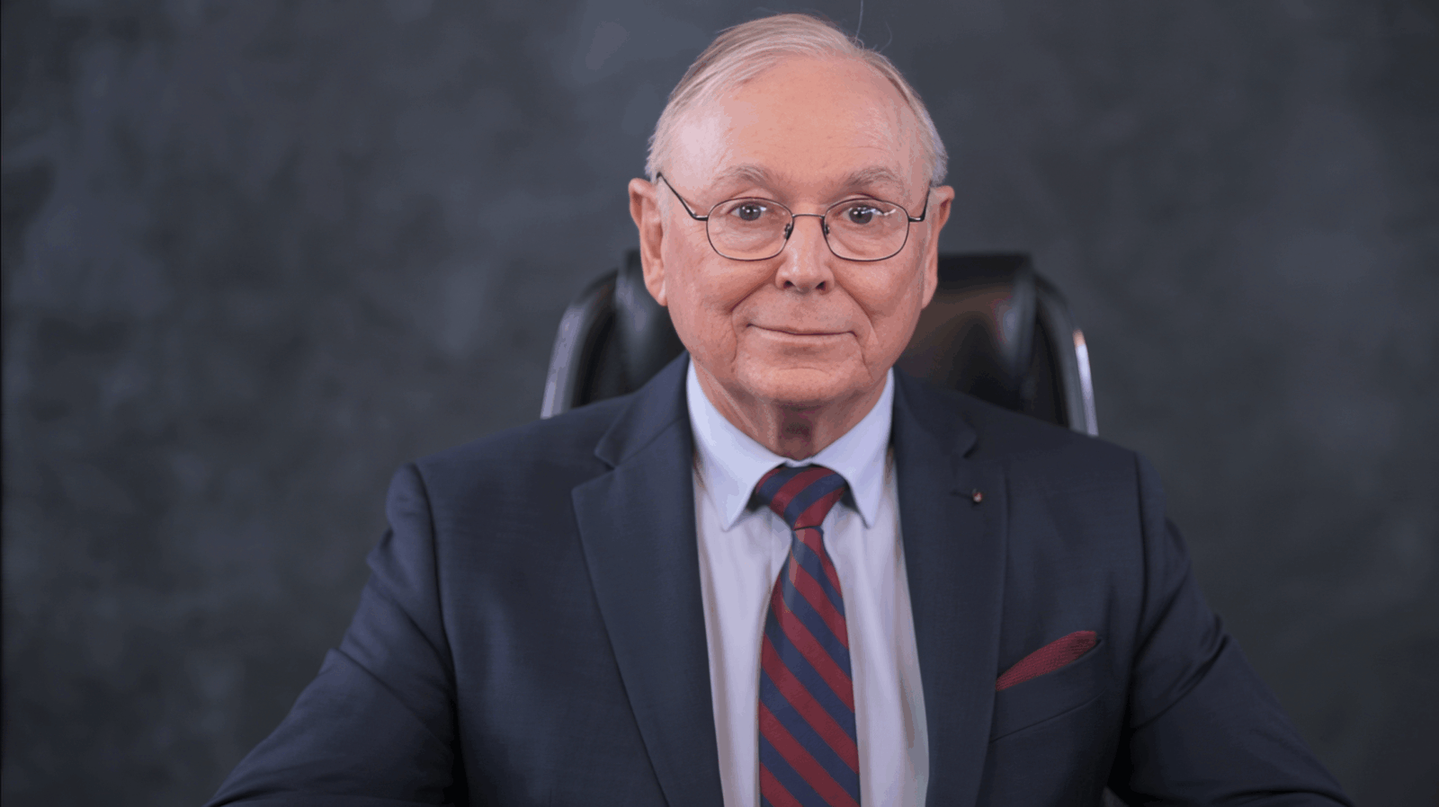 Charlie Munger Recommends Ten Enduring Books