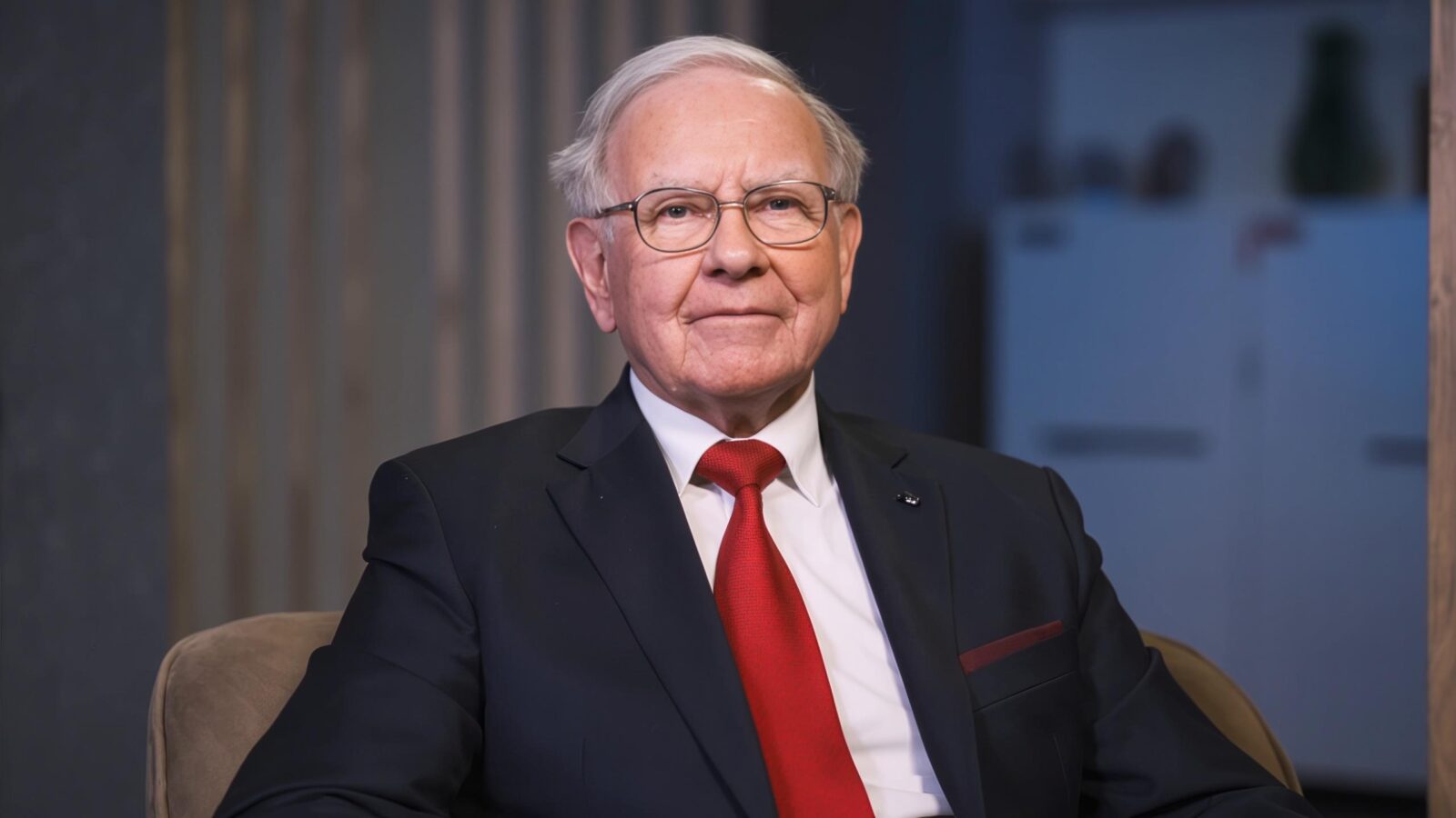 Warren Buffett Says the Middle Class Stays Broke Because of These 7 Habits. Are You Guilty? 2 Warren Buffett Says the Middle Class Stays Broke Because of These 7 Habits. Are You Guilty?