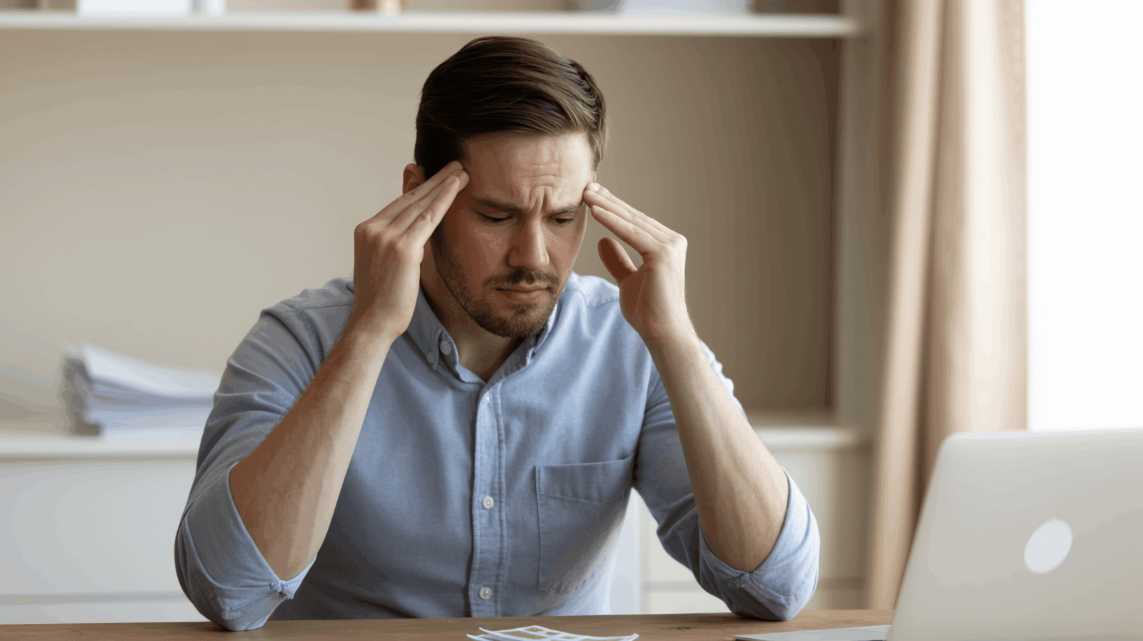 6 Working-Class Money Habits That Keep You Stuck in the Rat Race Instead of Building Wealth (Avoid These)